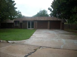 2814 W Rife Cir, Rogers, AR 72758