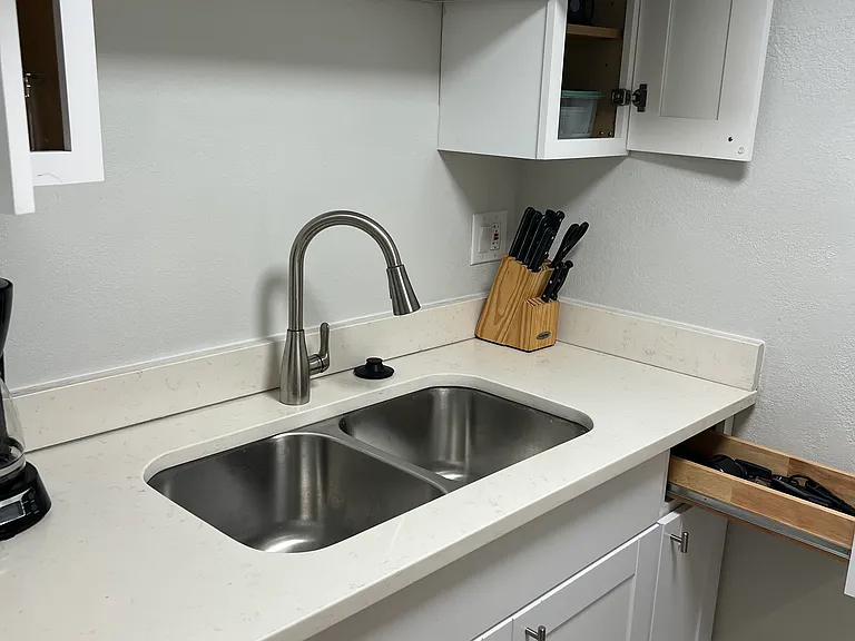 4141 Dolphin Dr #4141 — Photo 9