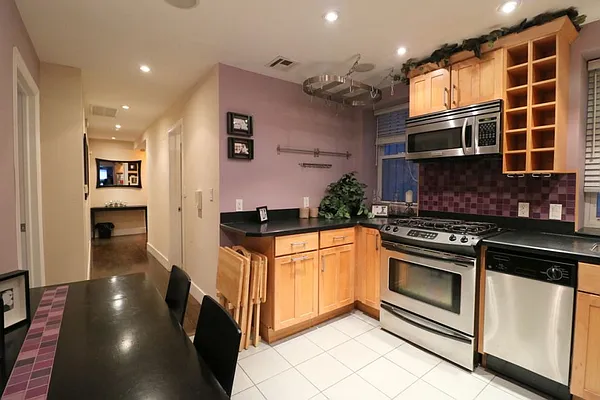 Rented by Citi Habitats | media 13