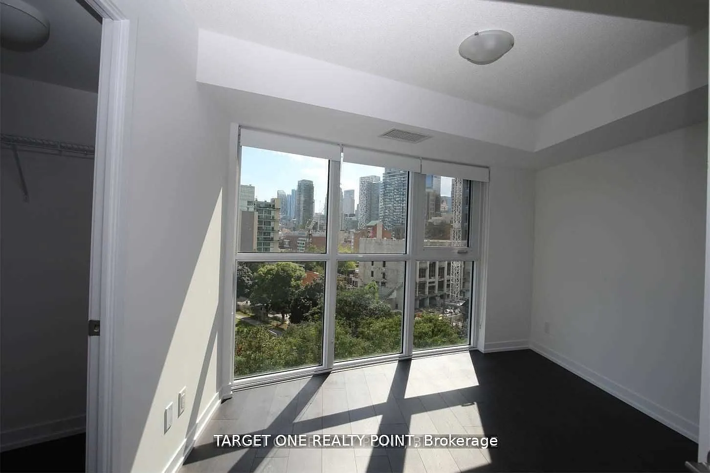 2 bed, $2,350 — Photo 4