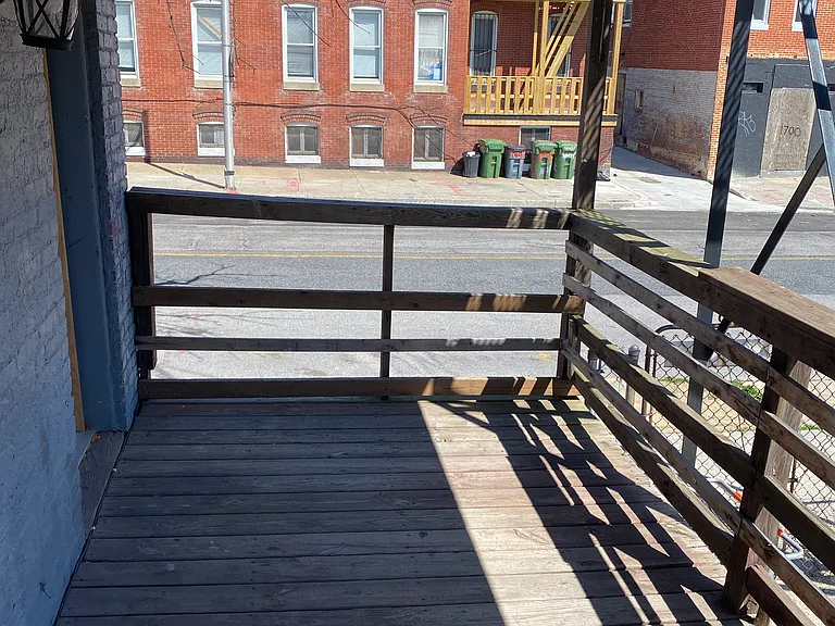 1541 N Broadway #1 — Photo 20