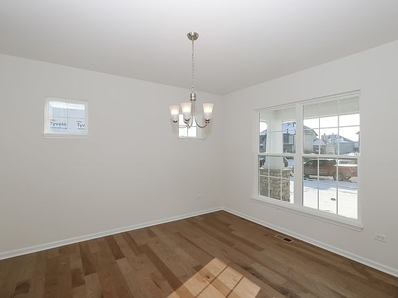 3rd image of 25512 Medinah Ln