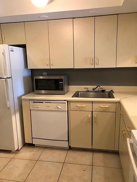 1st image of 4314 NW 9th Ave APT 3-3C