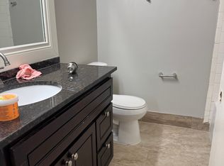 45260 Keding St APT 102, Utica, MI 48317