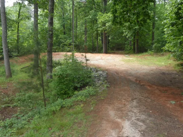 1223 Anderson St, West Union, SC 29696