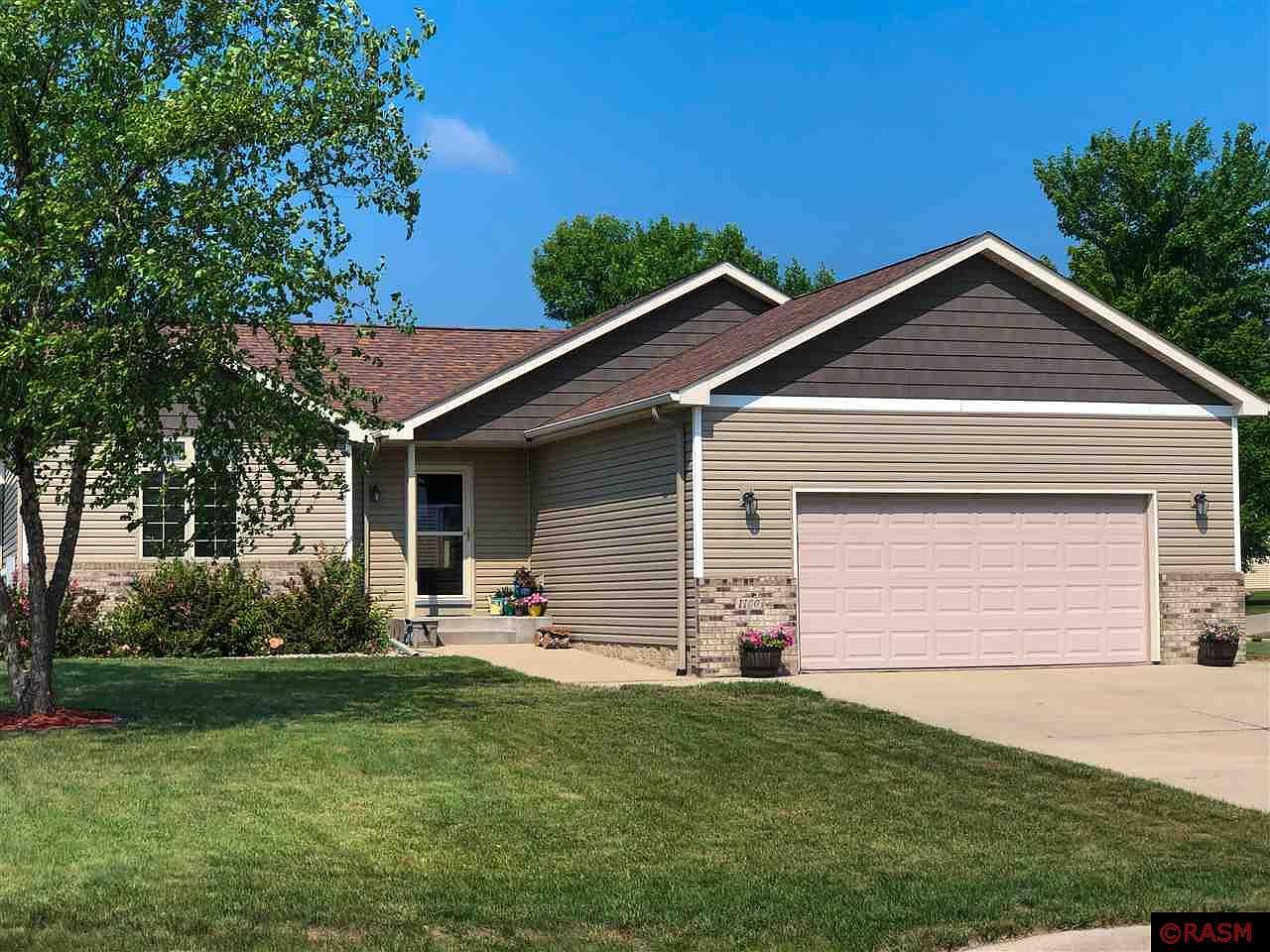 1100 10th St SE, Waseca, MN 56093 Zillow