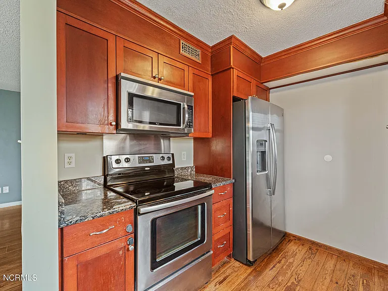 12 S Onsville Pl — Photo 9
