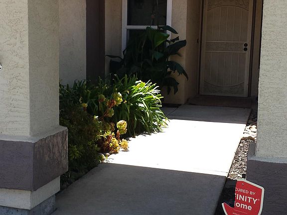 2nd image of 2260 Hillcrest Dr