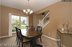 5th image of 39218 Arlington Dr