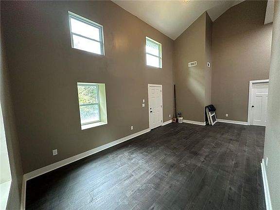 2nd image of 1366 Bernard St NW