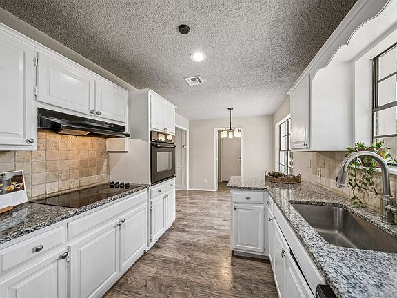 5th image of 8225 Wright Pl