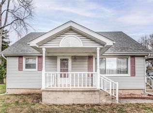404 Virginia Ave, Carrollton, IL 62016