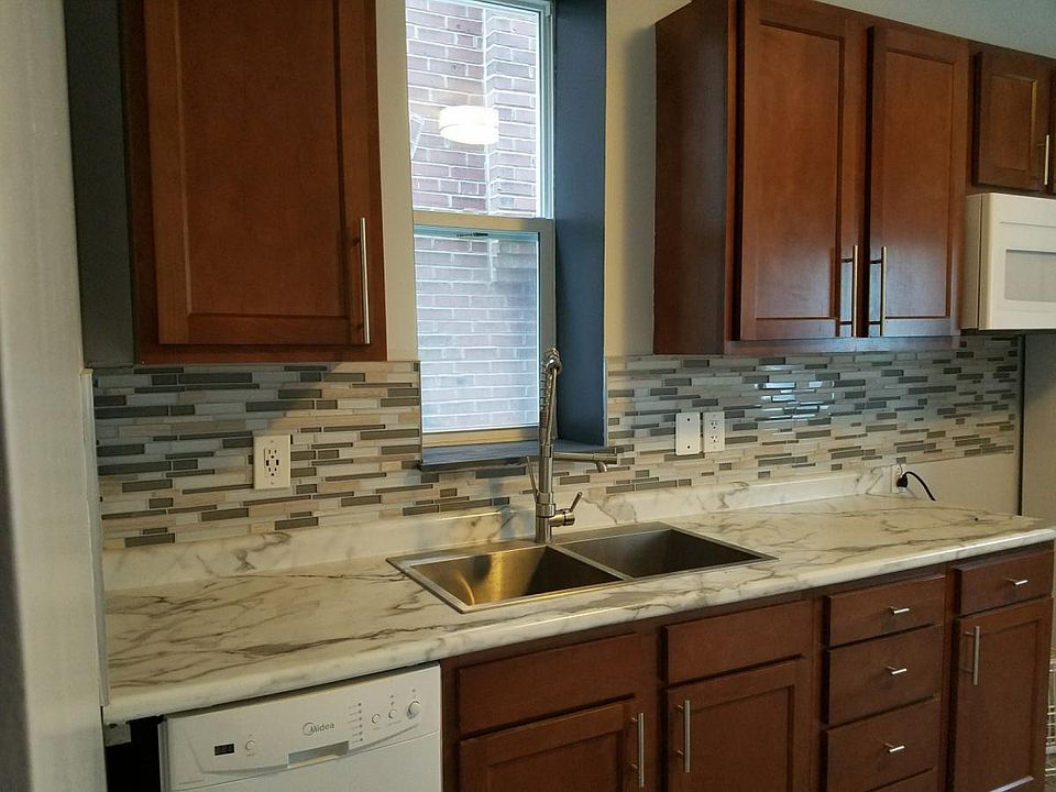 1st image of 4940-4942 Odell St