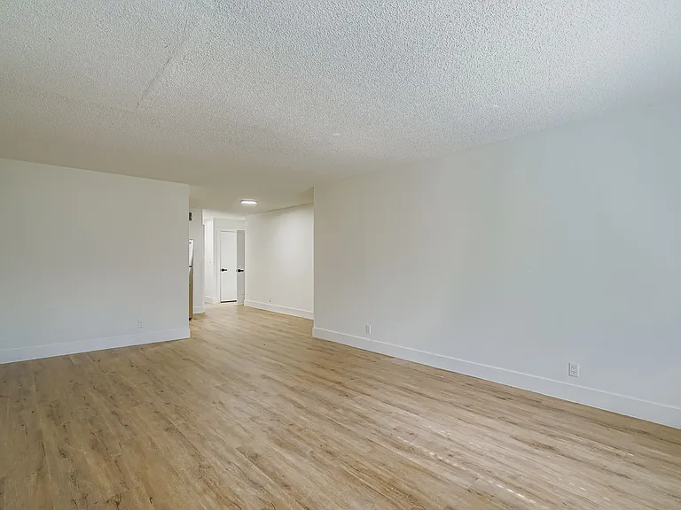 Brisa Apartment Homes — Photo 12