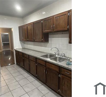 1st image of 8011 S Kingston Ave APT 3