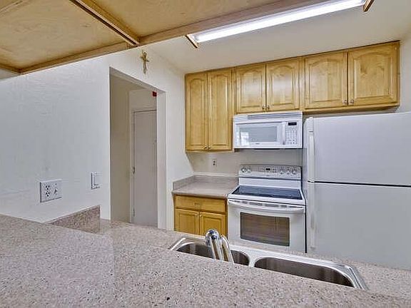5th image of 1551 Southgate Ave APT 310
