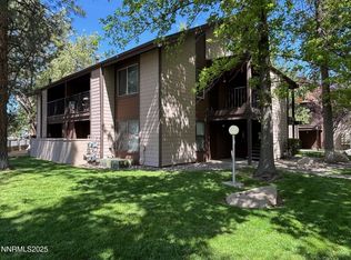 1465 E Peckham Ln APT 53, Reno, NV 89502