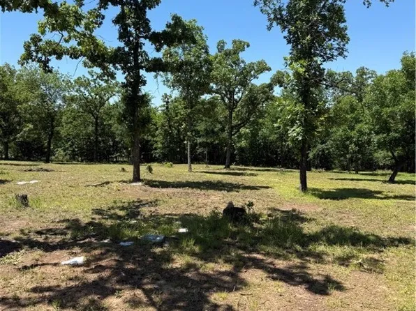 467533 E 1109th Rd, Gans, OK 74936