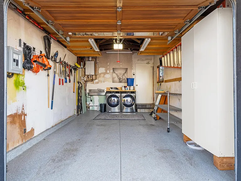 821 Vanderbilt Pl — Photo 22