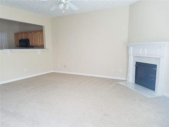 4th image of 3868 Dandridge Way #3868