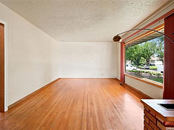 5th image of 4240 8th AVENUE