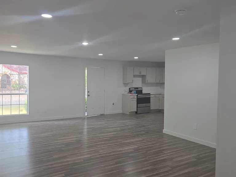 5212 Dimple Jackson St — Photo 5