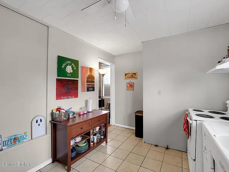 2726 S 3rd St #1 — Photo 6
