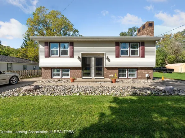 309/311 Renker Rd, Lansing, MI 48917