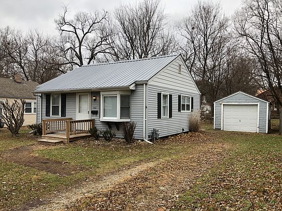2nd image of 1103 W Crestwood Dr