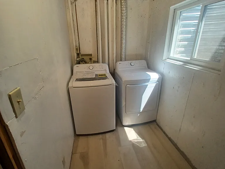 12690 Patton St — Photo 21