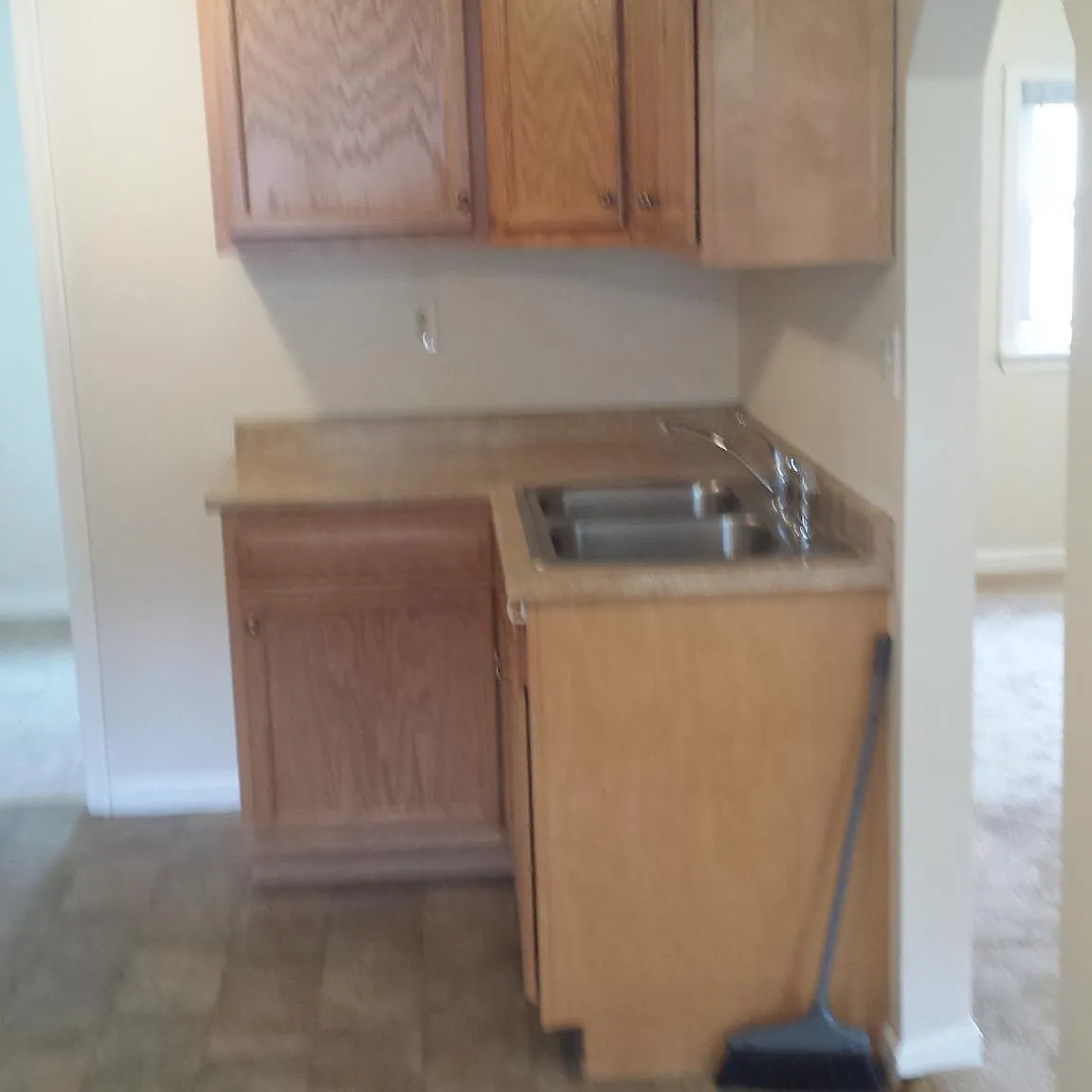 1 bed, 750 sqft, $1,500 — Photo 3