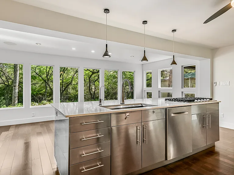 3117 Eanes Cir — Photo 8