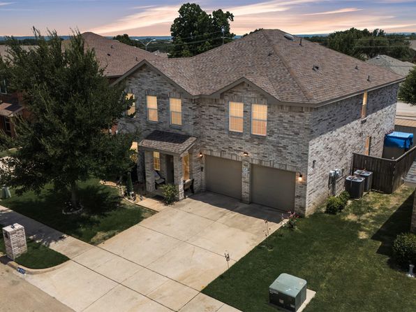 Home for Sale in Grand Prairie TX
