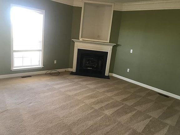 4th image of 161 Maupin Cir