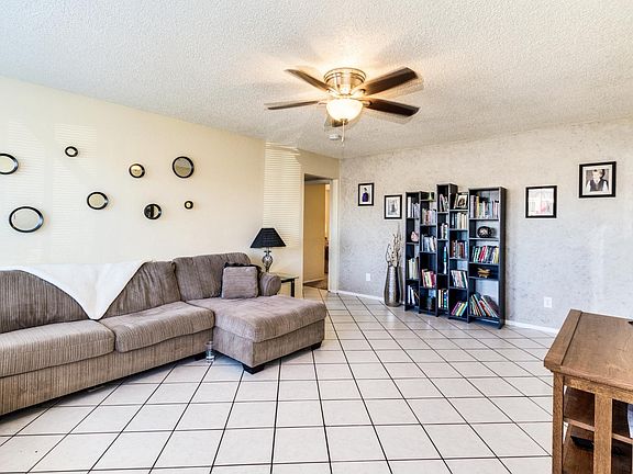 3rd image of 2323 W CORTEZ Street