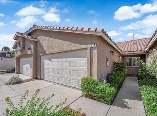 379 Blanca Springs Dr, Henderson, NV 89014
