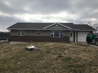 5606 Horseshoe Dr, Jefferson City, MO 65109