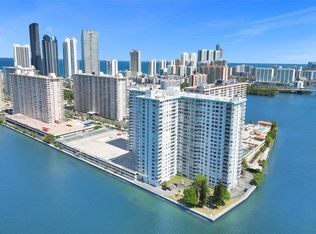 Winston Towers, Sunny Isles Beach, FL 33160