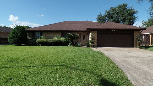 1st image of 4031 Cobblestone Ln
