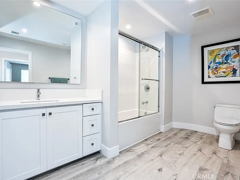 10718 Acama St #401 — Photo 25