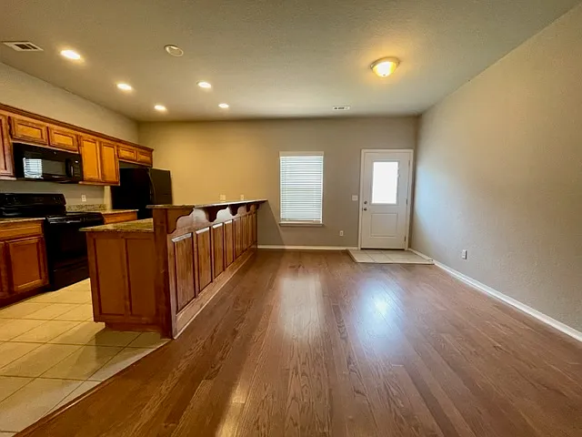 3103 Deerfield Blvd #1 — Photo 7