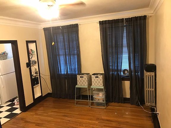 3rd image of 608 E 12th Ave