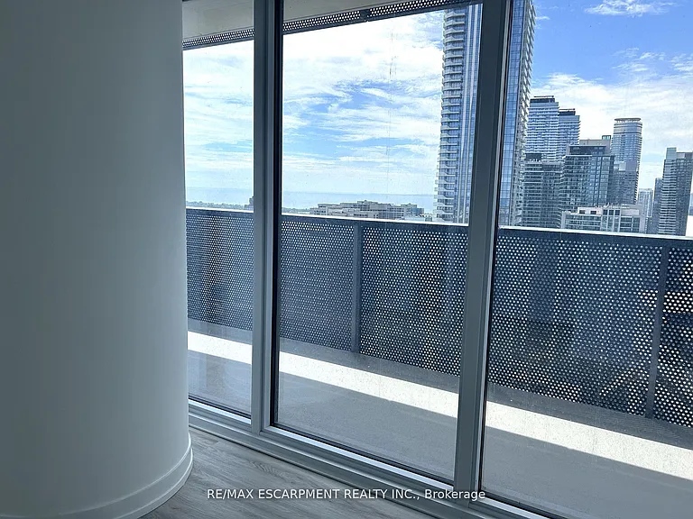 55 Cooper St #4711 — Photo 11