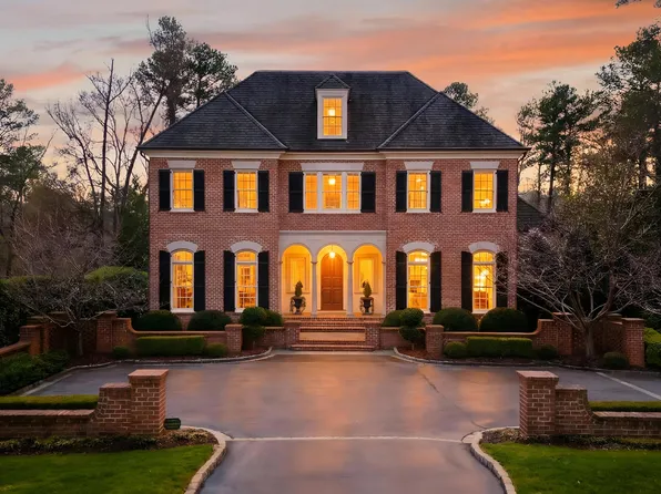 440 Drummond Dr, Raleigh, NC 27609