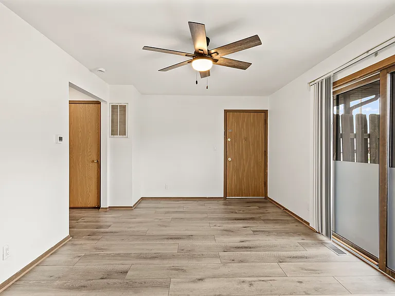 618 Mary Ln #2 — Photo 2