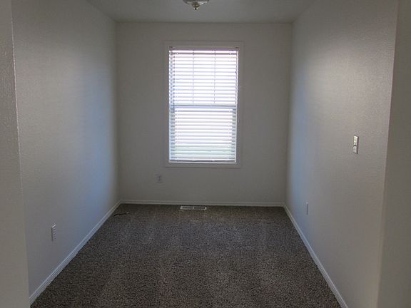 5th image of 1005 N Pacific Ave
