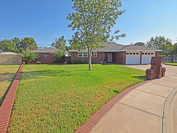 3rd image of 8 Alcove Ct