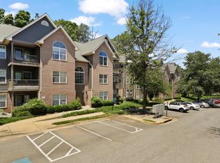 4126 Monument Ct #303, Fairfax, VA 22033