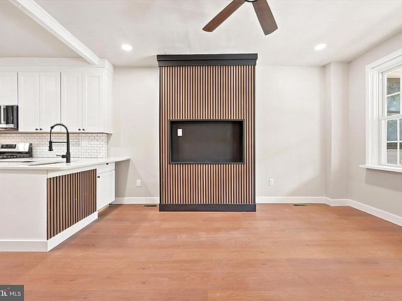 4th image of 4795 Silverwood St