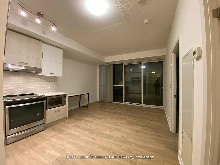 150 Fairview Mall Dr #807 — Photo 6